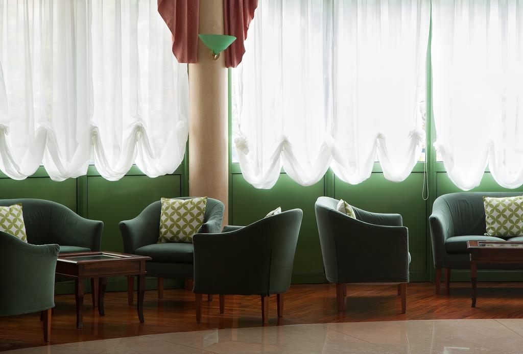 Best Western Hotel Leonardo Da Vinci Erba Exterior photo